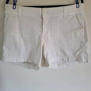 Maurices Chino white shorts